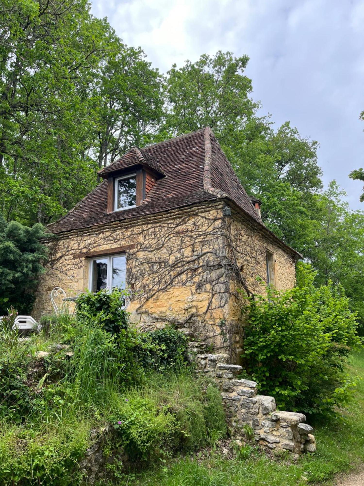 Petite Maison en Périgord Noir Plazac Esterno foto